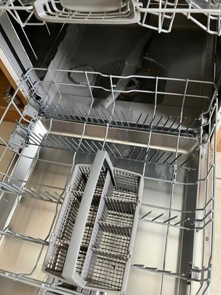 Photo of free Dishwasher - Flackwell Heath. Must go by Sunday (Wooburn Green HP10) #2
