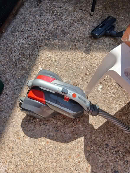 Photo of free Hoover Vacuum Cleaner (Hanwell W7) #1
