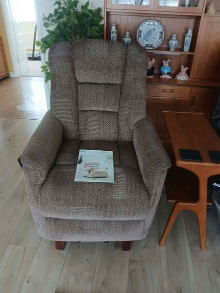 Photo of free Careco Fully Working Electric Reclining/Riser Chair (Mile House TS19) #1