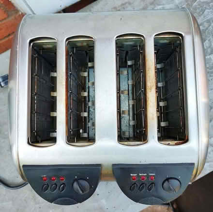Photo of free 4-slice Toaster (Franche DY11) #3