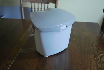 Photo of free Refuse Indoor Bin, new (gatineau ave & de bourgogne st) #1