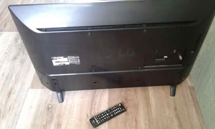 Photo of free lg 32" tv (St Blazey Gate PL24) #2
