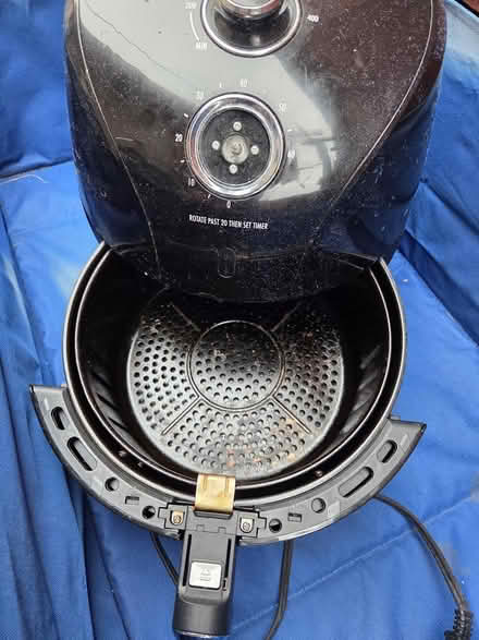 Photo of free Proctor Silex Air Fryer (Down the street from Westgate) #3