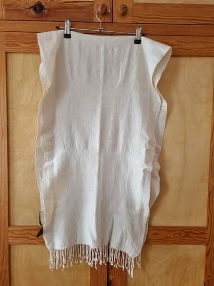 Photo of free Silk & Cashmere Pashmina (Enfield EN3) #1