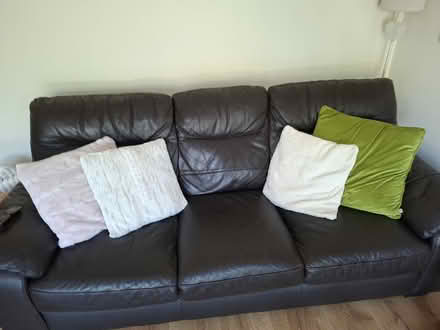 Photo of free Leather Sofa (Didcot OX11) #1