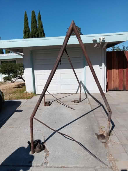 Photo of free A frame for hoisting (Lawrence and 101) #1