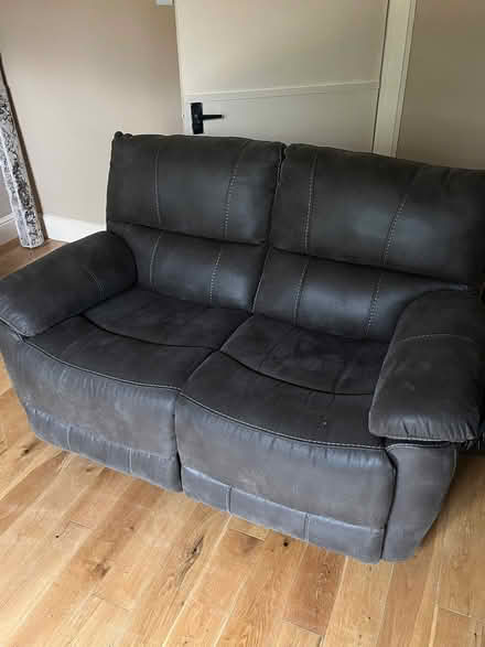 Photo of free 3+2+2 seater recliner sofas (Dunfermline KY12) #2