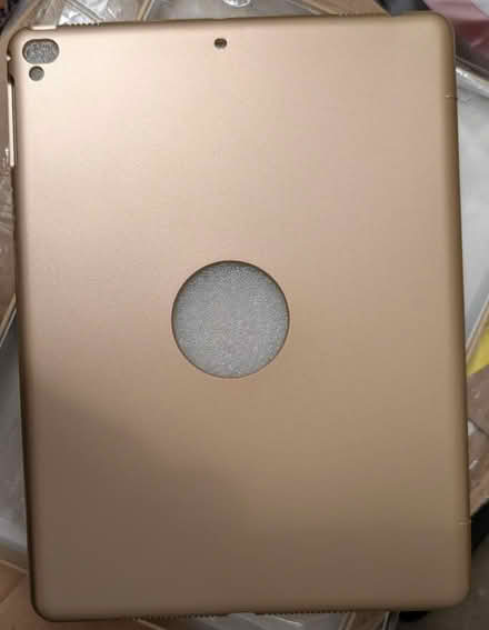 Photo of free iPad wireless keyboard (Northridge) #4