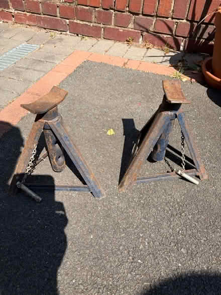 Photo of free Axle stands (Redditch B98.) #1