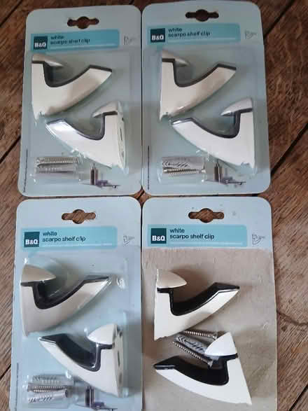 Photo of free B&Q shelf brackets (Welwyn AL6) #1