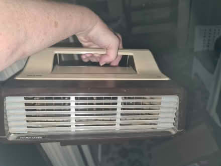 Photo of free Compact Philips fan / heater (Hackney E8) #1