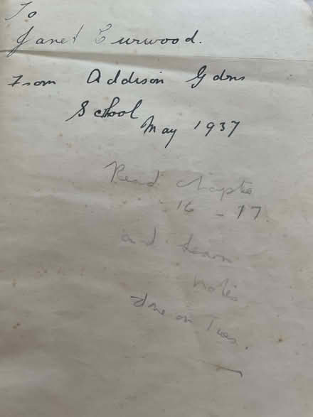 Photo of free 1932 Childrens Bible (Norbiton KT2) #2