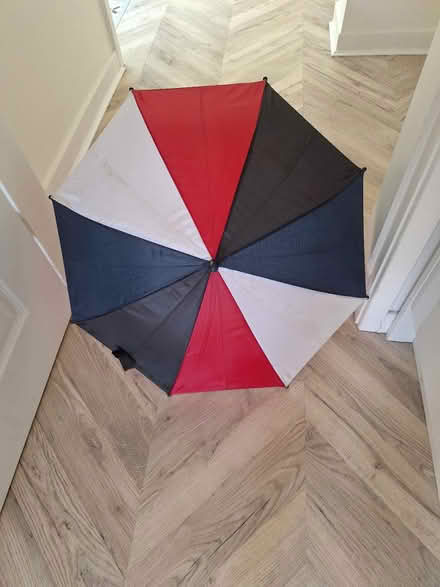 Photo of free Small umbrella (Pemberton WN5) #2