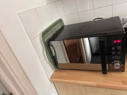 Photo of free Microwave - Russell & Hobbs (SW18 - Wandsworth Town) #4