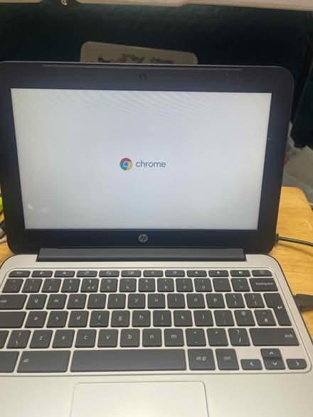 Photo of free HP Chromebook for school (ealing W5) #1