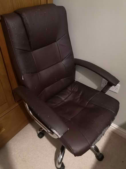Photo of free Desk Chair (Clapton, E5) #1