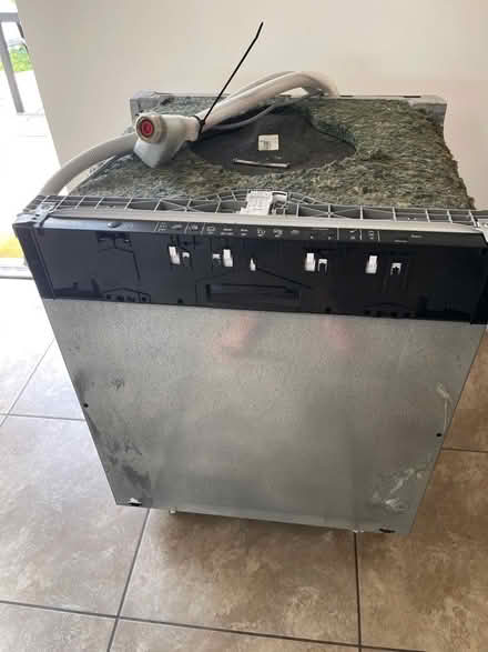 Photo of free Siemens Dishwasher (Ardleigh CO7) #1