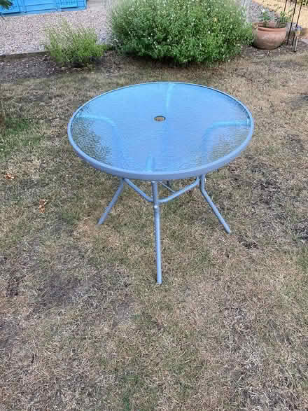 Photo of free Garden Table (Southmoor OX13) #1
