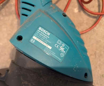 Photo of free Bosch Easytrim garden strimmer (Sharmans Cross B91) #2