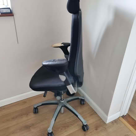 Photo of free Ergonomic Office Chair (Beaconsfield HP9) #1