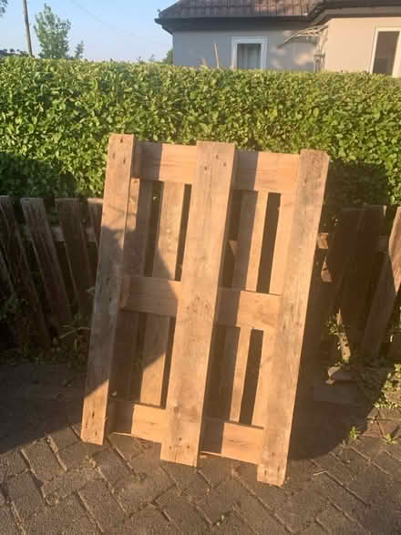 Photo of free Pallet in good condition (Norton Lees S8) #1