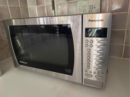 Photo of free Microwave 900W (Ealing W5) #1