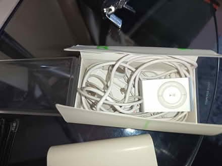 Photo of free IPod shuffle - Faulty (MK4 Tattenhoe) #1