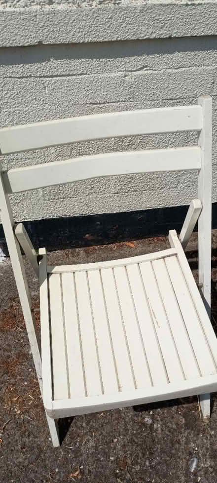Photo of free White folding chair (Wavertree, L15) #1