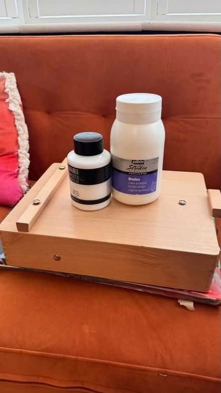Photo of free Art supplies (Sanderstead CR2) #1