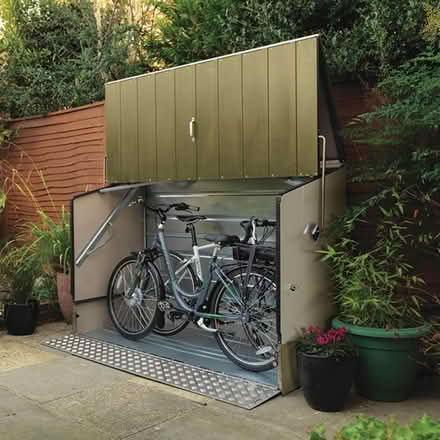 Photo of free Metal Bike Shed/Scrap Metal (Teddington TW11) #1