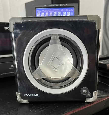Photo of free Radio clock (Selsdon CR2) #2
