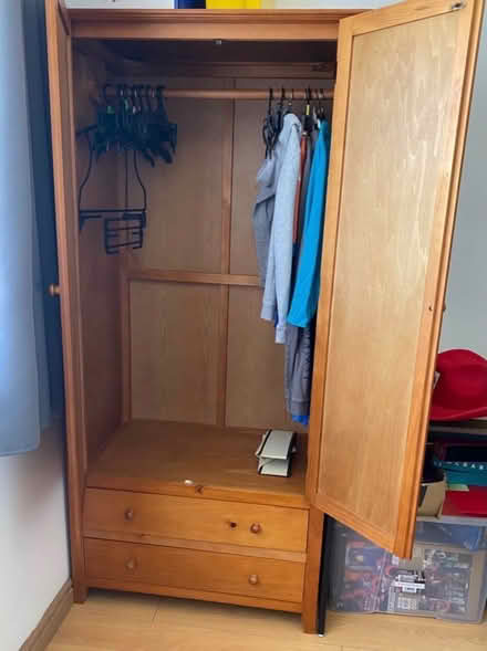 Photo of free Storage/Wardrobe/Almirah (Whiteabbey BT37) #2