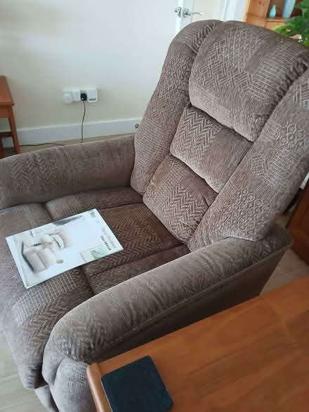 Photo of free Careco Fully Working Electric Reclining/Riser Chair (Mile House TS19) #3