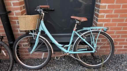 Photo of free bicycle with basket (Bonnington EH6) #1