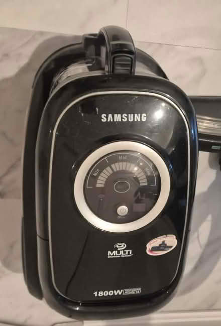 Photo of free Samsung 1800W Vacuum Cleaner with some attachments. Bagless. (Earnock ML3) #2