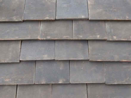 Photo of Old roof tiles (Chinnor OX39) #1