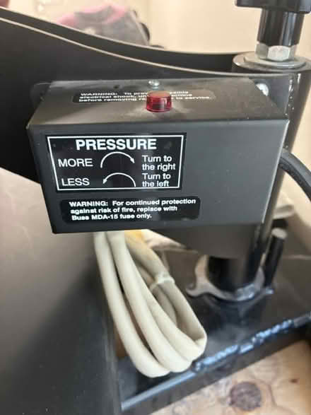 Photo of free HIX Swingman Swing Arm hot press (Rudgear Park area) #4