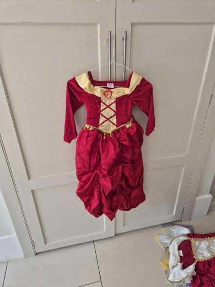 Photo of free Kids dressing up costumes (Balham SW12) #1