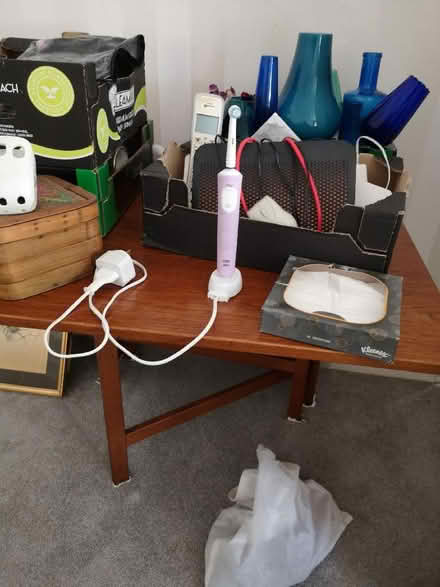 Photo of free Electric toothbrush hardly used (Hove BN3) #1