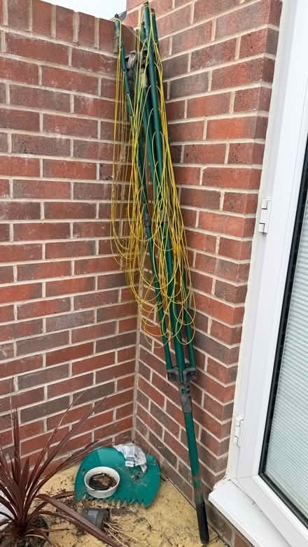 Photo of free Rotary washing line (Seacroft LS14) #1