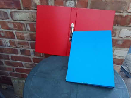 Photo of free A4 ring binders (Sale M33) #1
