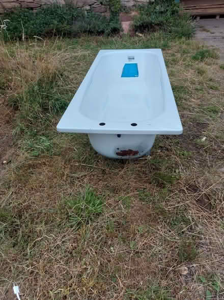 Photo of free Free standing bath (Woonton HR3) #1