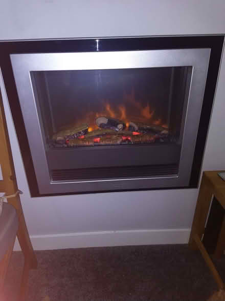 Photo of free electric fireplace (decorative) (Loanhead EH20) #2