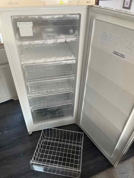 Photo of free Freezer (Leegomery TF1) #2