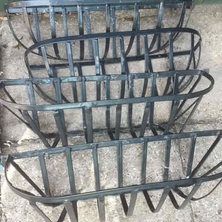 Photo of free wall planters (Brough CA17) #1