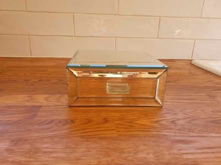 Photo of free Mirrored Jewellery Box (Havant PO9 3NY) #3