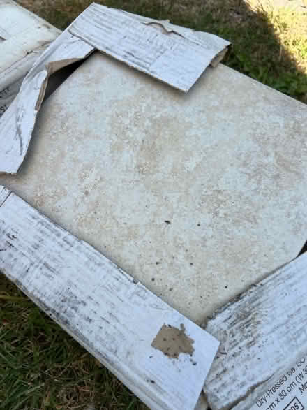 Photo of free Beige mottled, textured floor tiles (SM4, Morden) #2