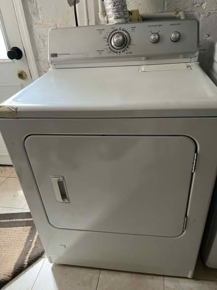 Photo of free Maytag dryer electric (Pentagon City Mall, Arlington) #1