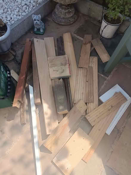 Photo of free Various peices of wood (Chapelfields CV5) #2