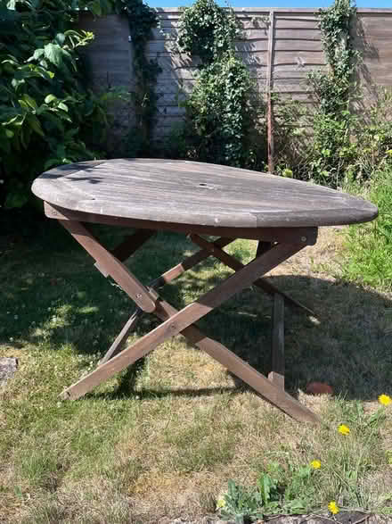 Photo of free Garden table and 4 chairs (New Marston OX3) #3
